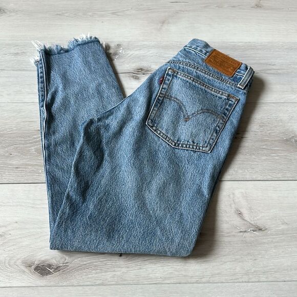 LEVI’S WEDGIE STRAIGHT FIT WOMEN'S JEANS NWT 26 - Picture 6 of 8